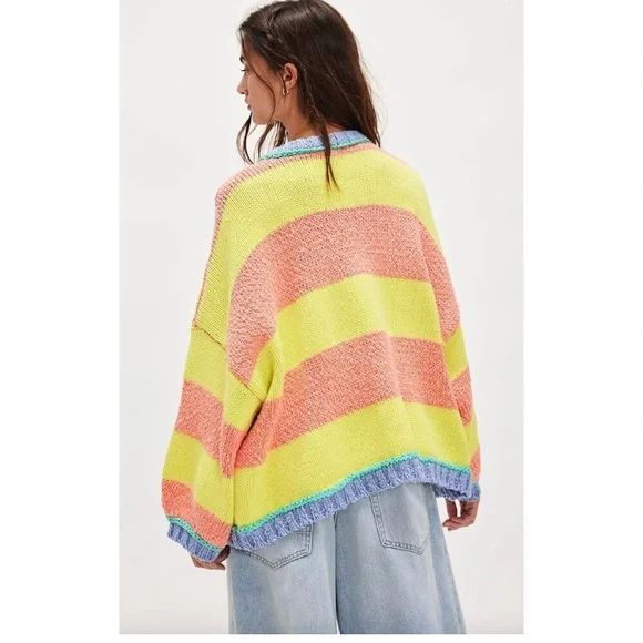 Free People Beach Ball Chic Pullover Oversized Knit Sweater - Picture 3 of 10